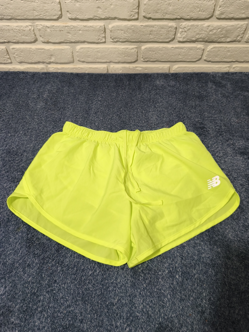 New Balance Women's Neon Yellow Performance Running Shorts C1(5)